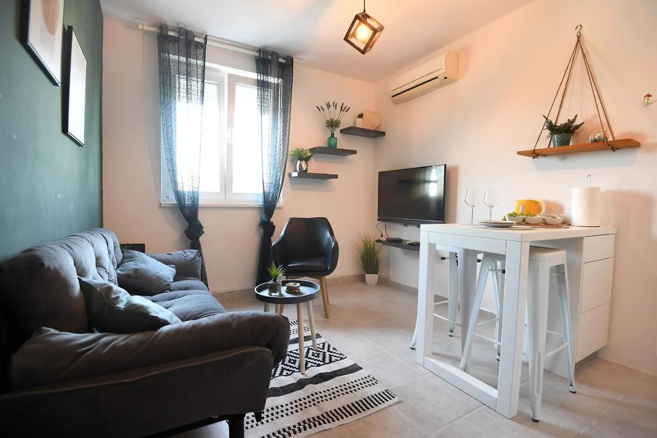 Apartment Rebeka
